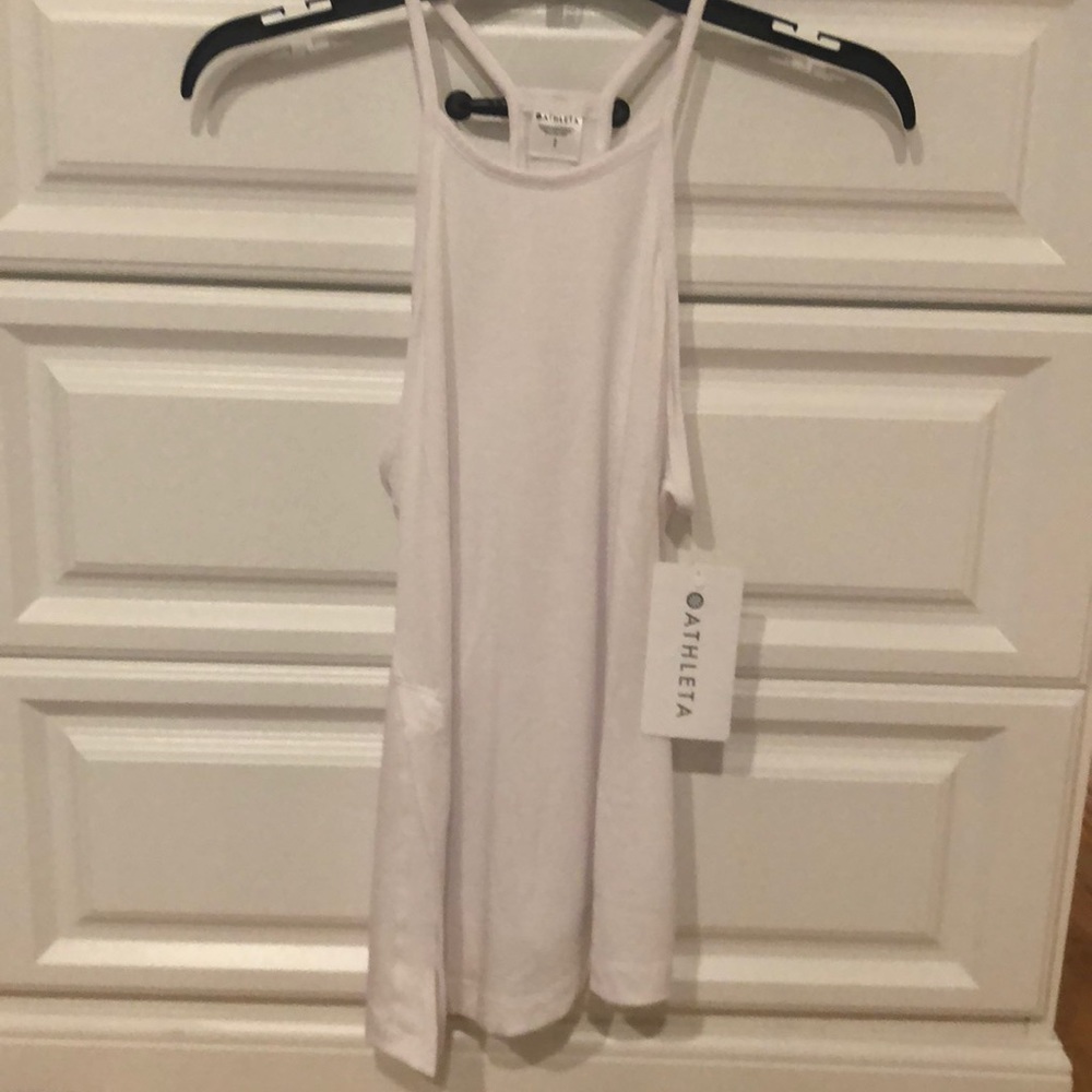 NEW with tag. Athleta tank with side tie.